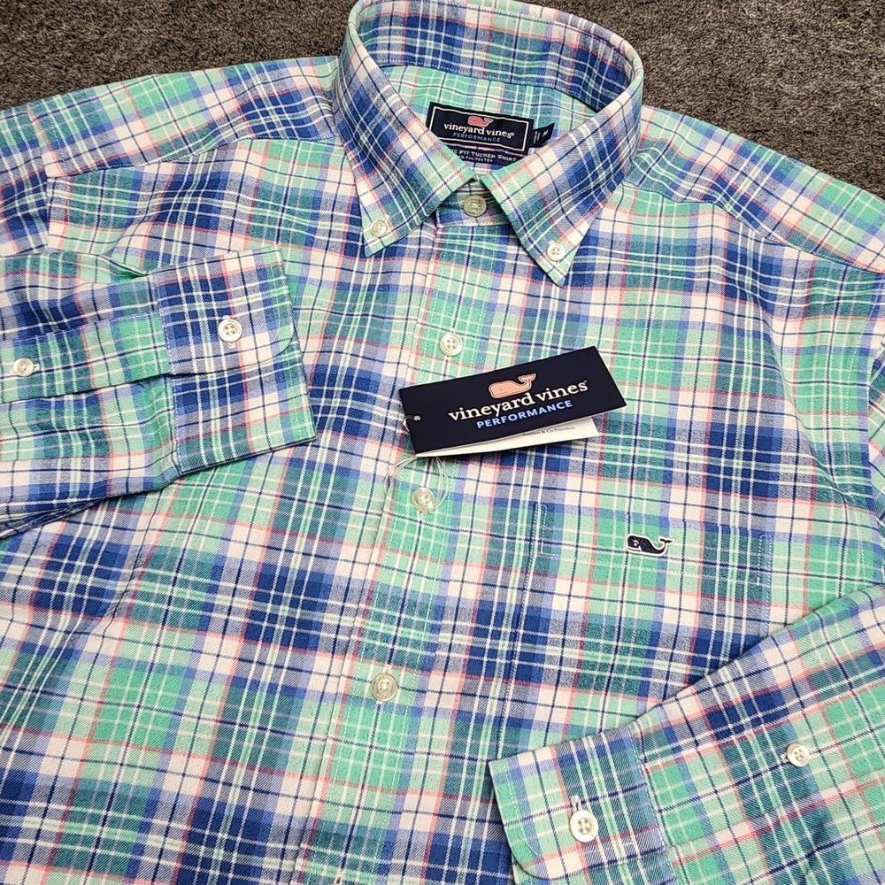 Vineyard Vines Mens Classic Fit Tucker Shirt Honeygall Plaid Flannel Medium NWT